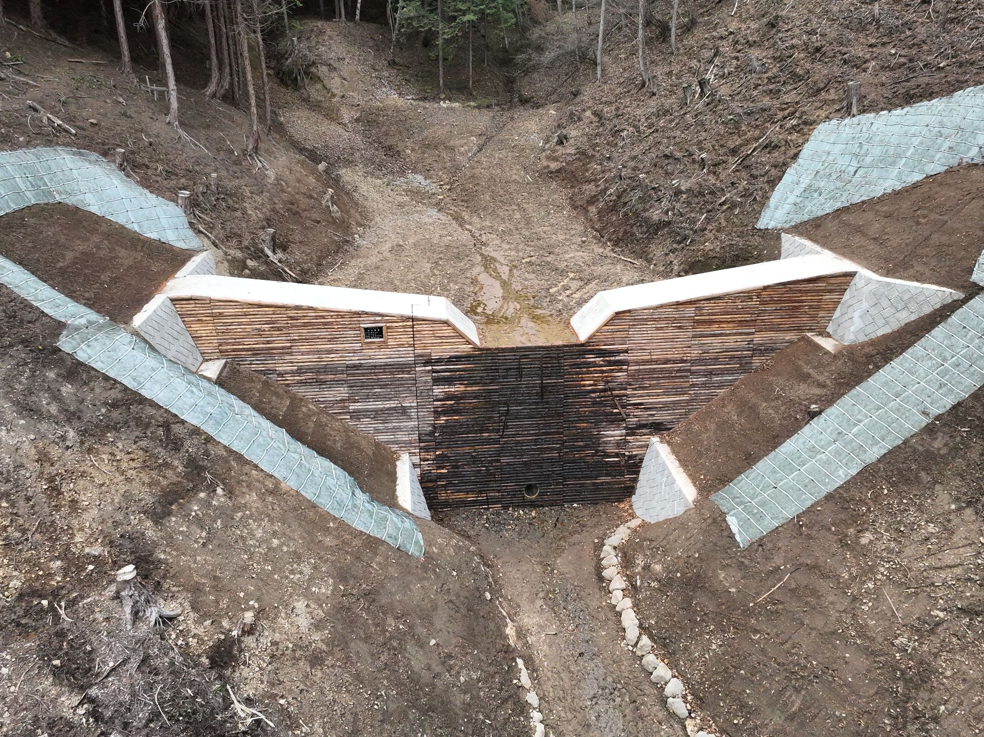 施工事例03：棚沢支流治山工事の施工写真