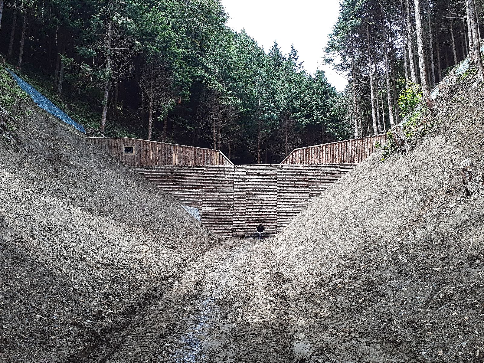 施工事例03：棚沢支流治山工事の施工写真